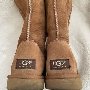 UGG boots women’s tall size 8 - used in good shape
